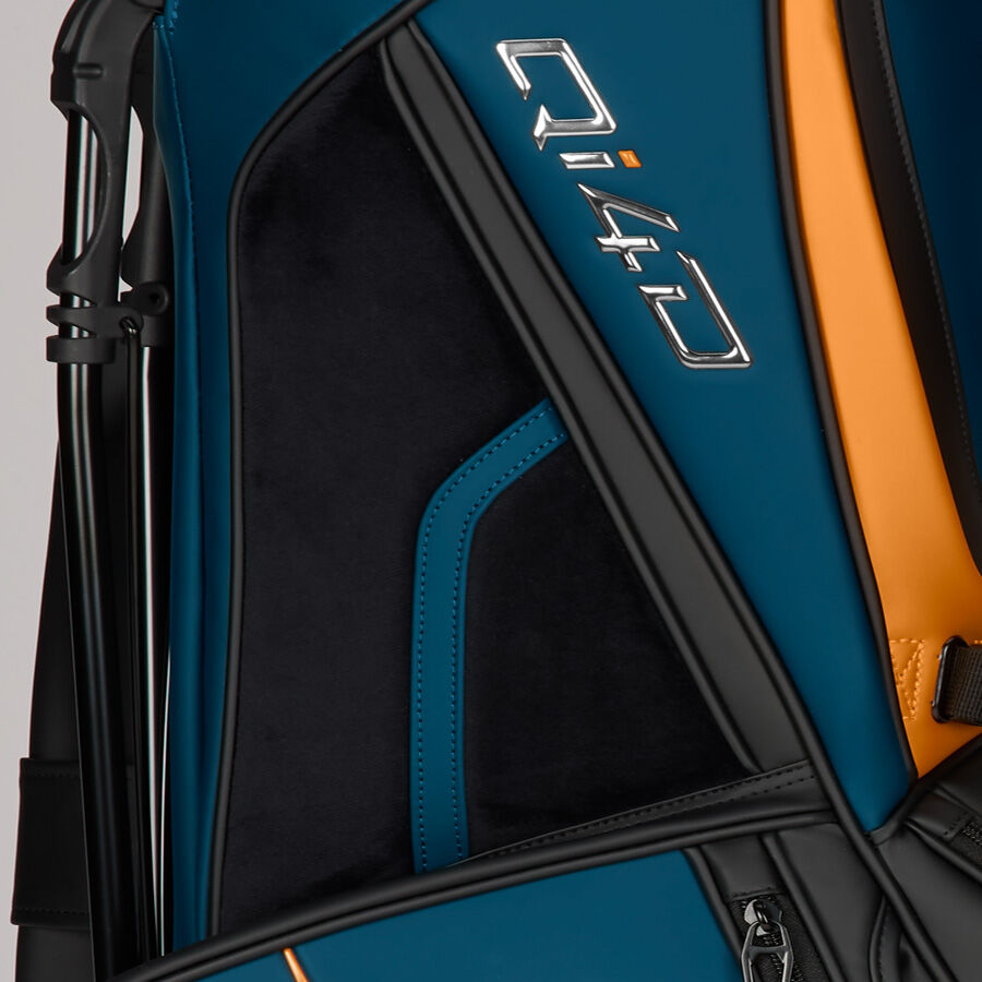 Taylormade Qi4D 26 Staff Standbag