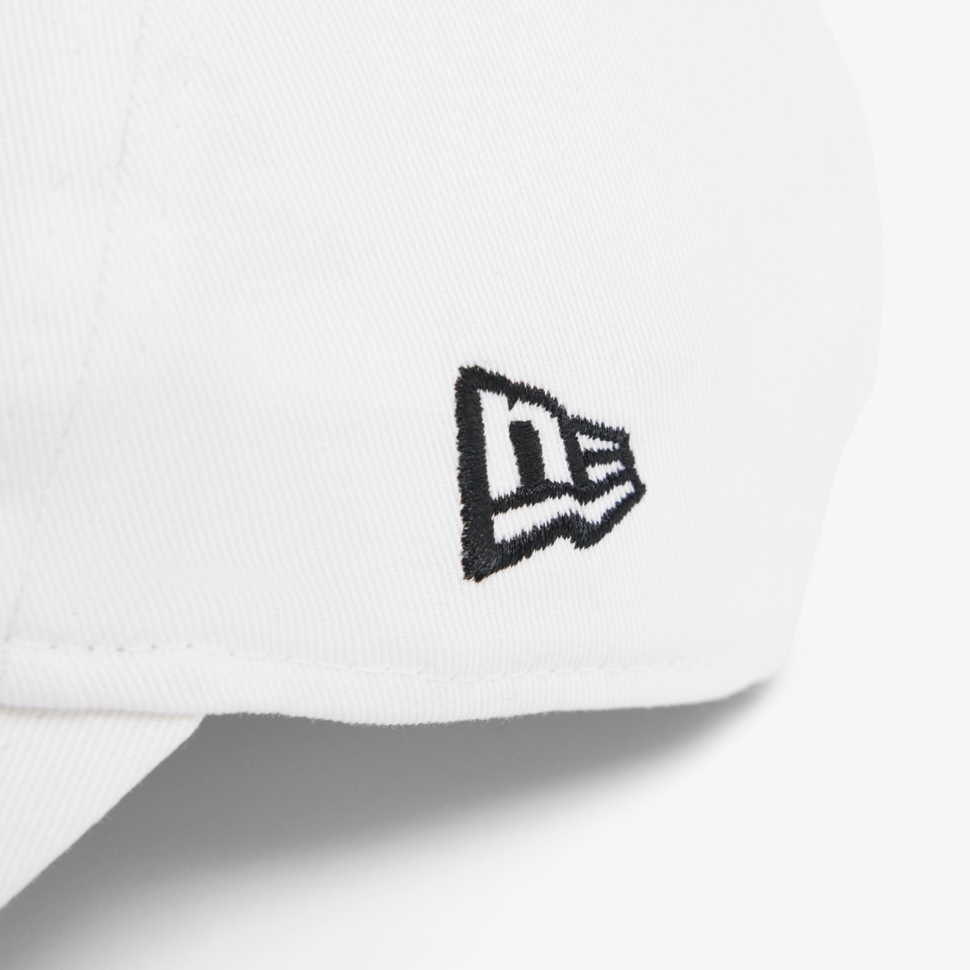 Lacoste x New Era Cap white white