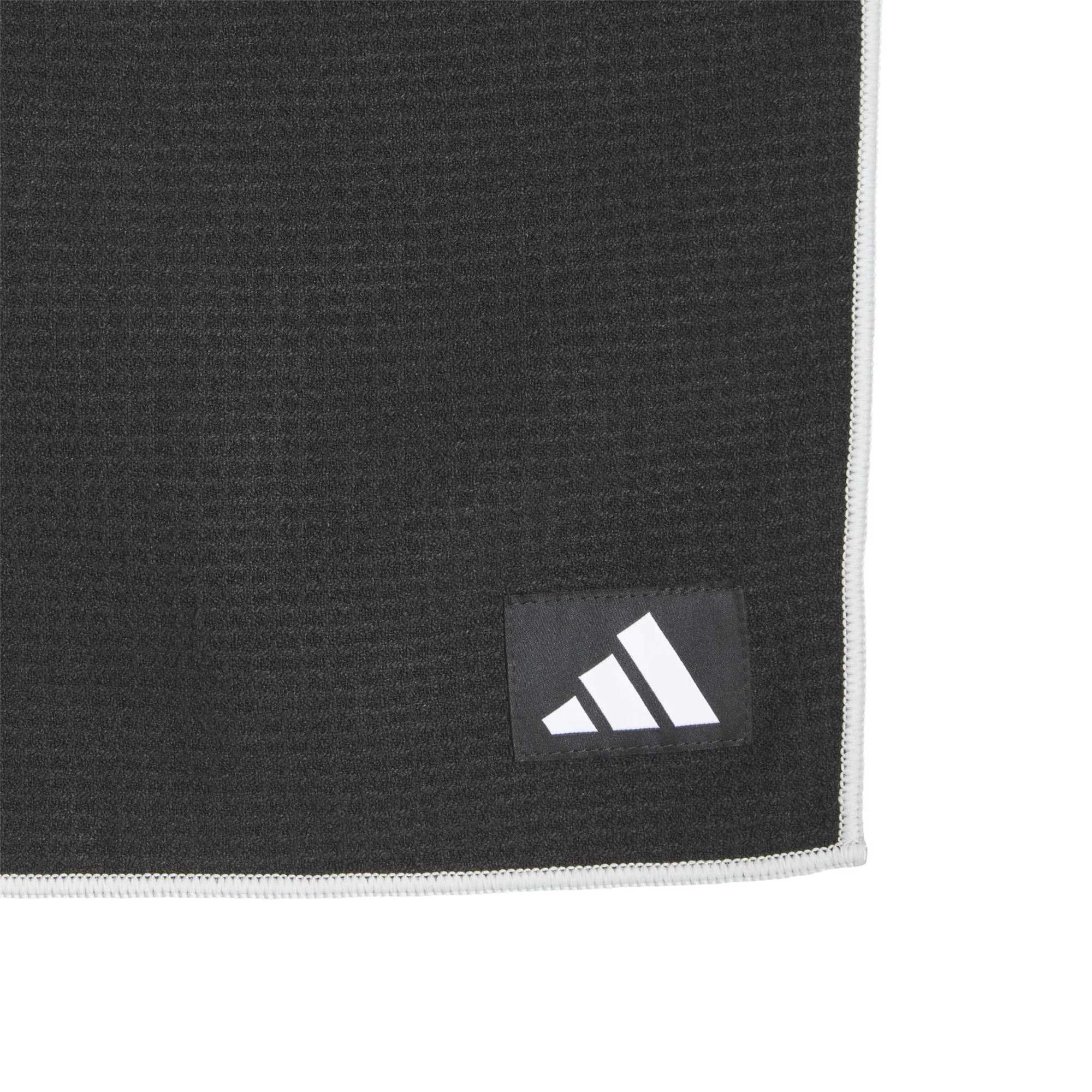 adidas Magnet Players Towel